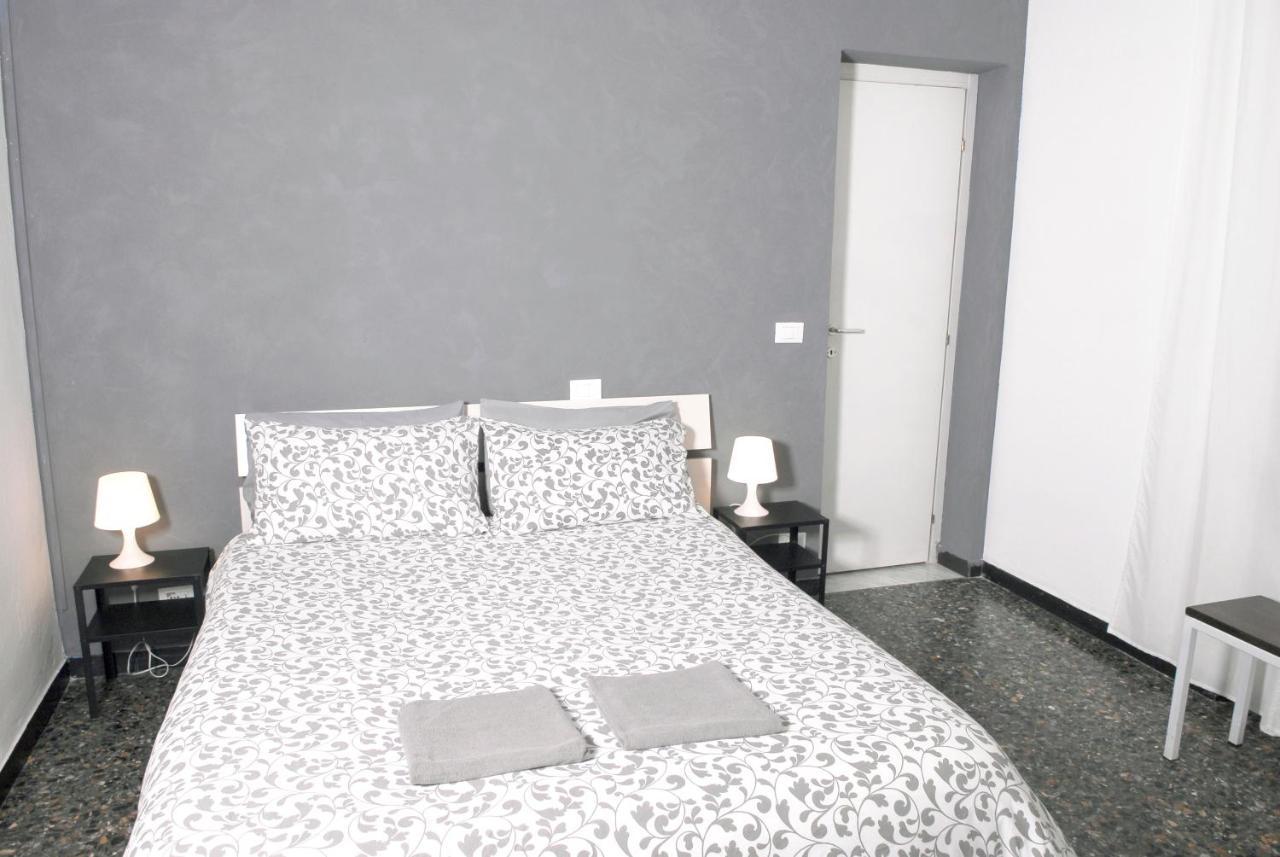 La Pergola Private Parking Hotel Vezzano Ligure Luaran gambar
